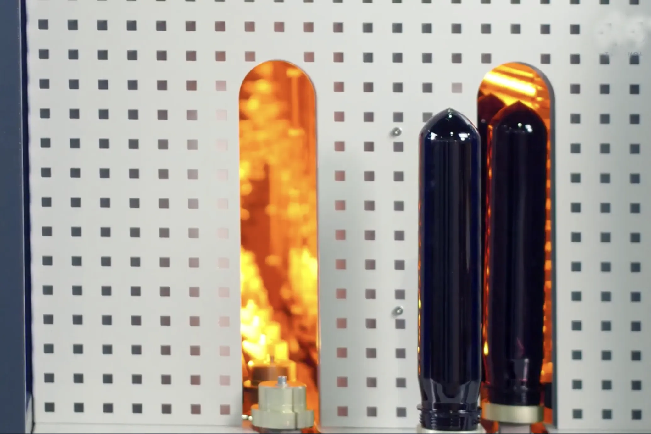 Preformas en horno AMSUVIS PLAST
